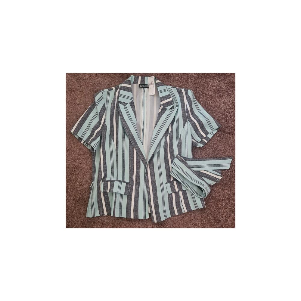 New York & Company 7th Avenue Design Studio belted stripe blazer medium
